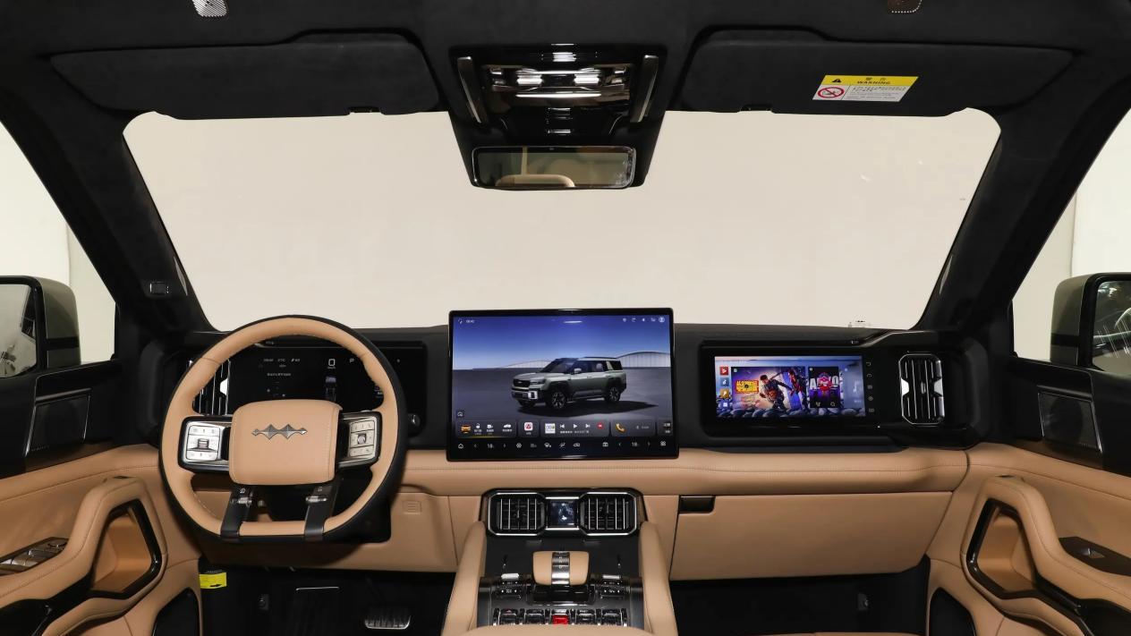 长近5.2米，非承载+3把锁，搭华为智驾，2.0T插混+6/7座可选