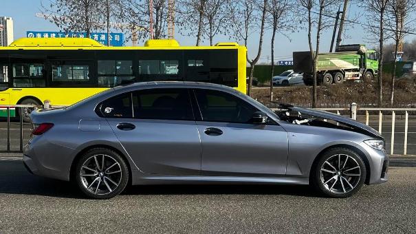 被忽视的“汽车残值密码”：买车时多做这3件事，3年后多卖2万块