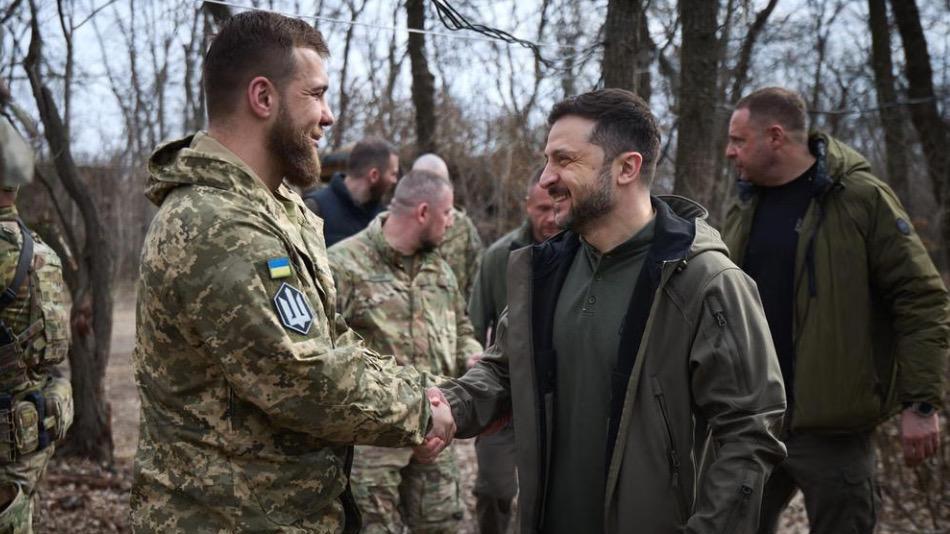 美特使斡旋俄乌内幕：普京展现外交温度，泽连斯基困守最后防线