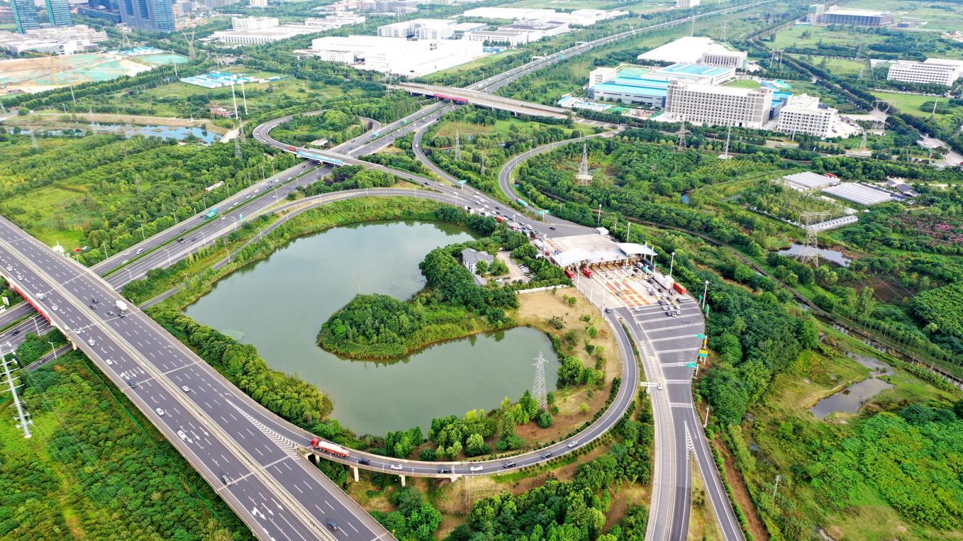 南京交通REIT周年纪｜通途、精益、向未来