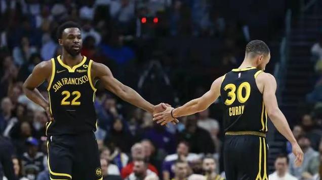 随着勇士18分惨败，独行侠输球，NBA格局大变！湖人快船迎冲4良机