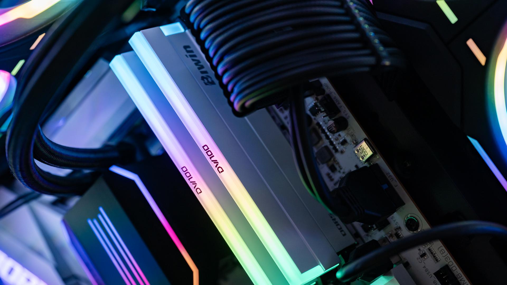 2025双11装机良心指南 谁能丐谁不能丐？省钱不翻车