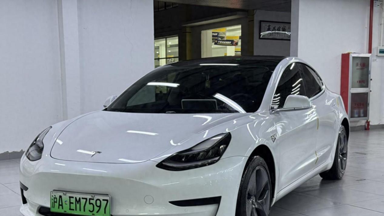 2020款Model3，2.8万公里，纯电出行新选择，12.58万值得入手吗？