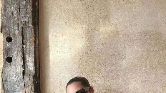 一身黑的终极时尚：解锁暗黑美学的高级魅力