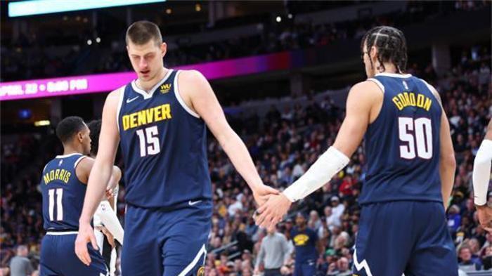 约基奇：三分11中10，这还是你吗？戈登：今天请叫我史蒂芬库里！