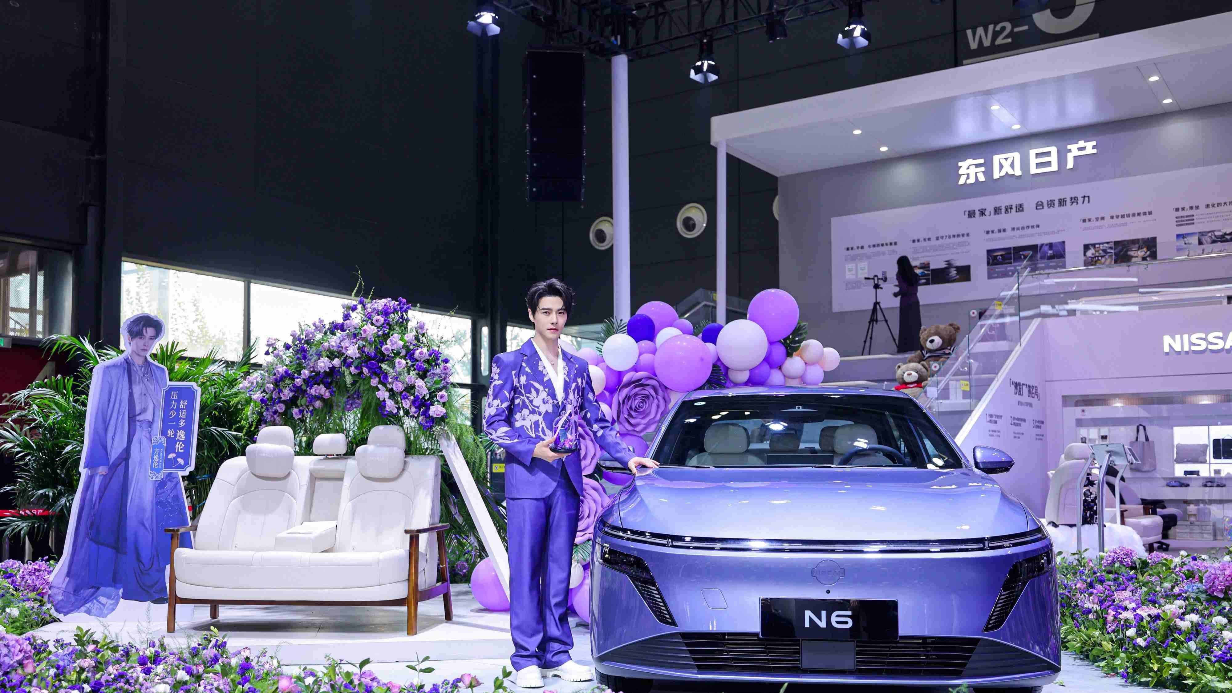 东风日产N6上市10天大定破万 首批车主交付盛典闪耀星城