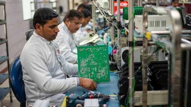 印度：已成世界第四大经济体，再过两年成第三，啥时候超越中国？