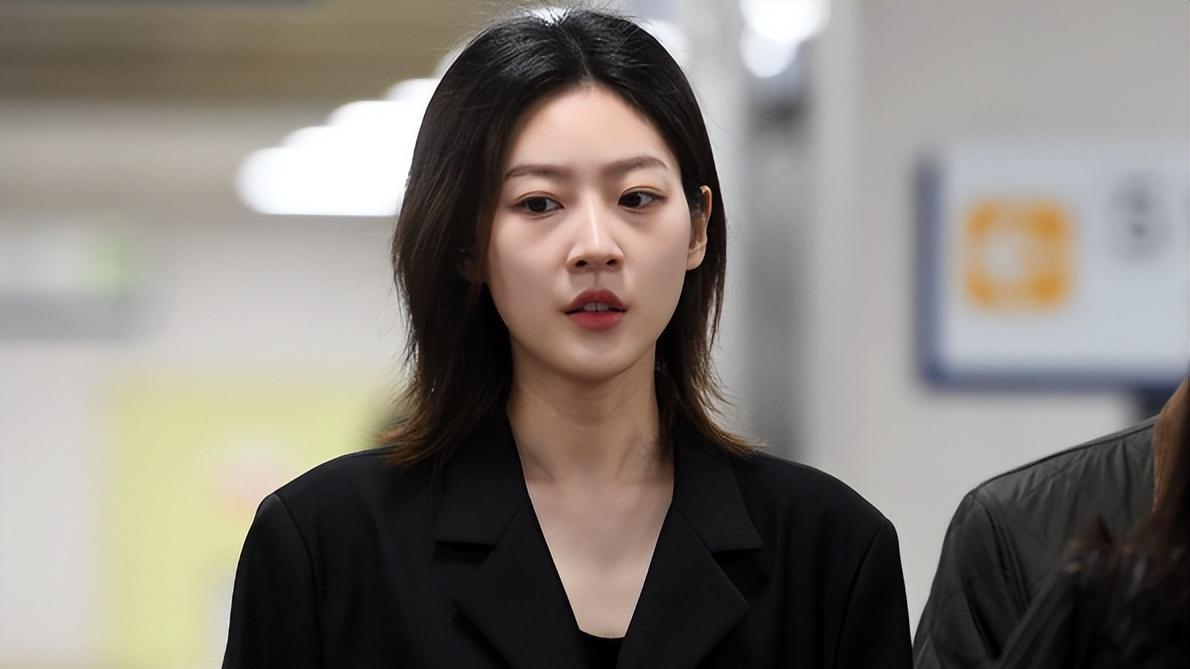 知名女星突然去世，年仅25岁，生前多次与金秀贤传出恋爱绯闻