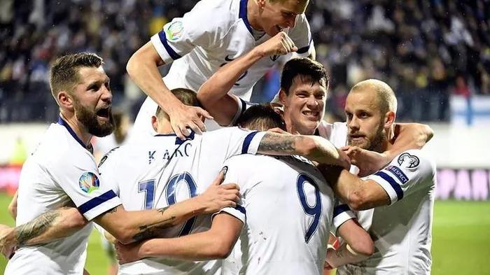 世预赛最后一轮两场分析。