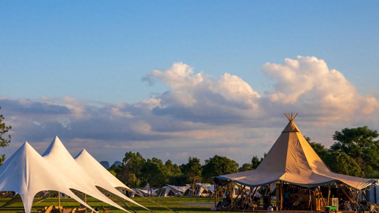 户外清洁救星：湿巾如何让露营更轻松？