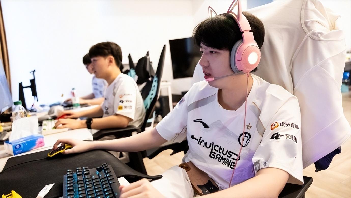 BLG收官战惨遭虐泉！ELK为Viper洗白：娱乐赛，大家都没认真打