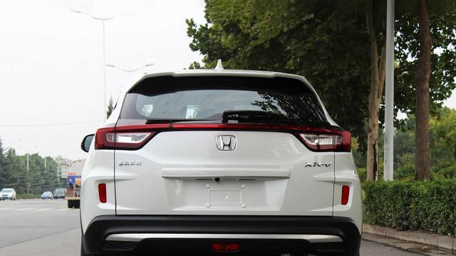 从小型SUV之王到无人问津，月销仅286辆，本田XR-V为啥没人要了？