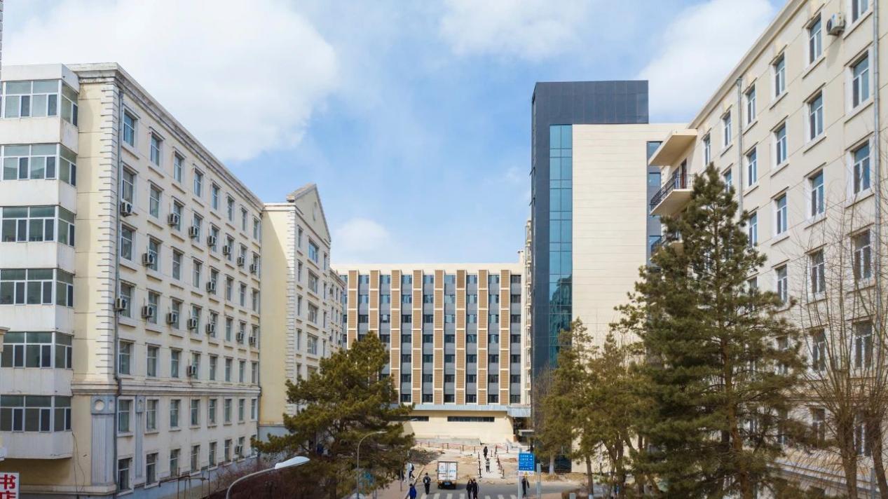 哈尔滨工业大学宿舍环境怎么样？空调、电梯都有，学生超满意！