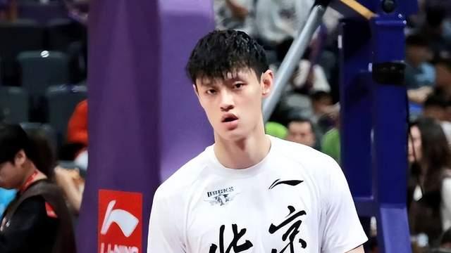 张云松回应曾凡博归队问题！首钢核心军团等不起窗口期