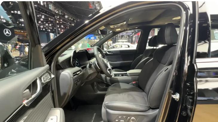 售价30.08万却有50万性能！3.5升V6媲美宝马X7，奈何没人懂