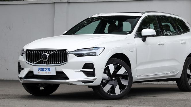 沃尔沃XC60从40万跌破24万，全时四驱+250马力，比宝马X3香？