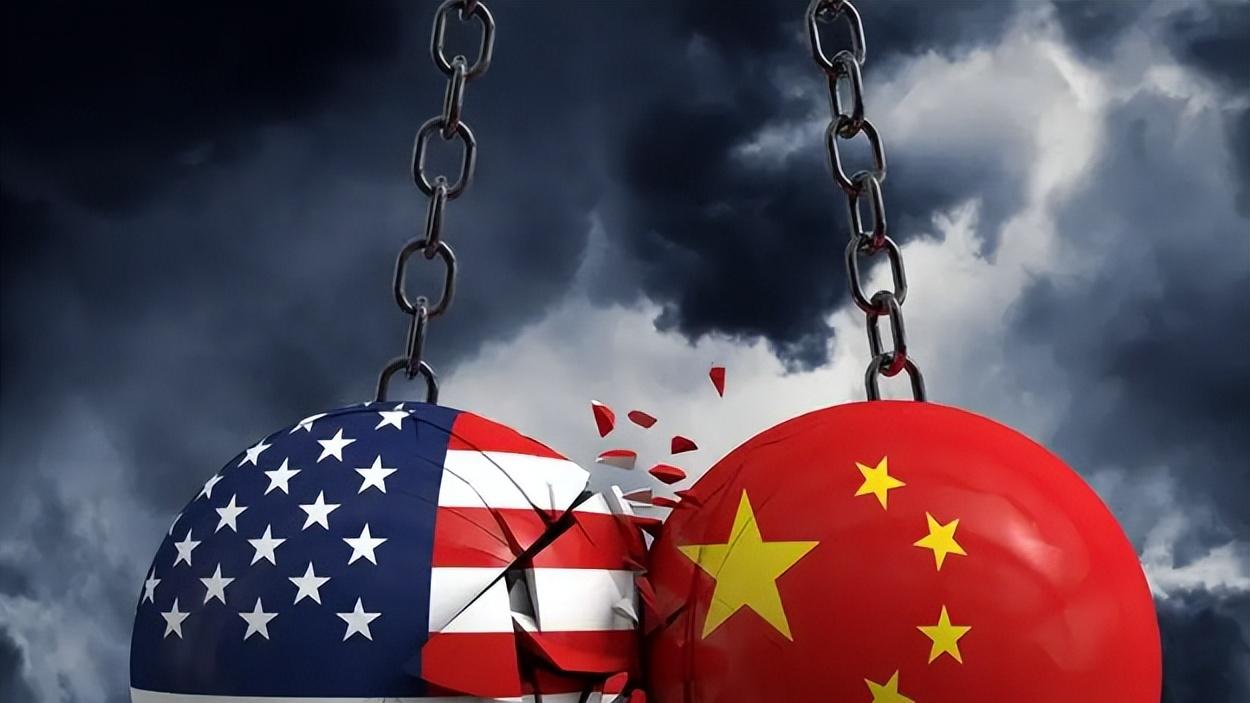 中国全面反制后，特朗普恼羞成怒，白宫华裔顾问被处理