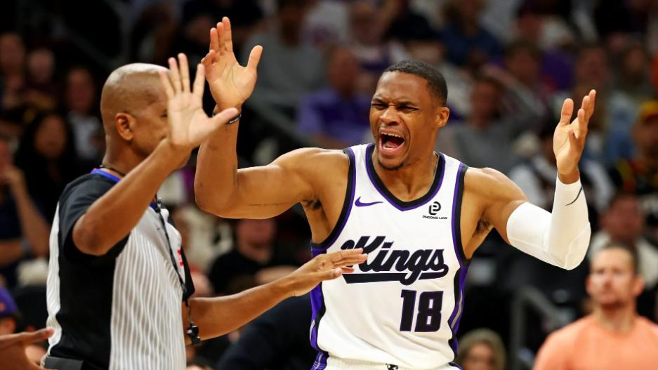 1.5秒致命犯规葬送比赛！威少20+9却也背锅：德罗赞加时空砍14分