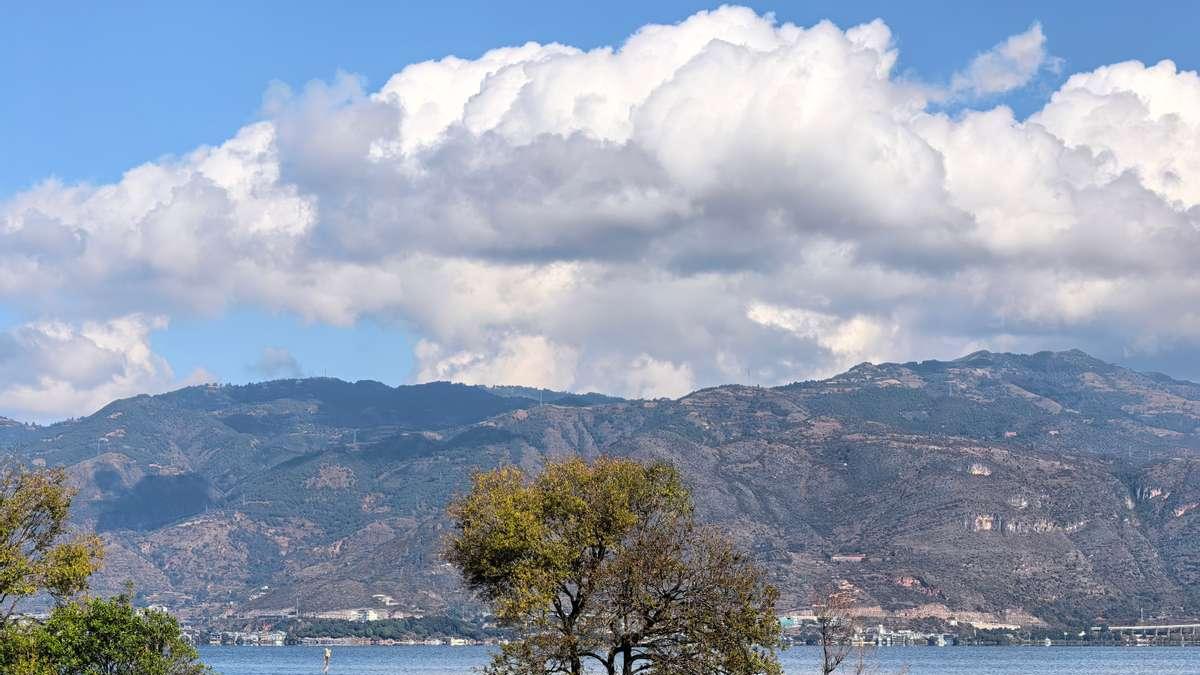 2025足迹遍布几十城，照片多到爆也不慌！我的年度存储神器竟是它