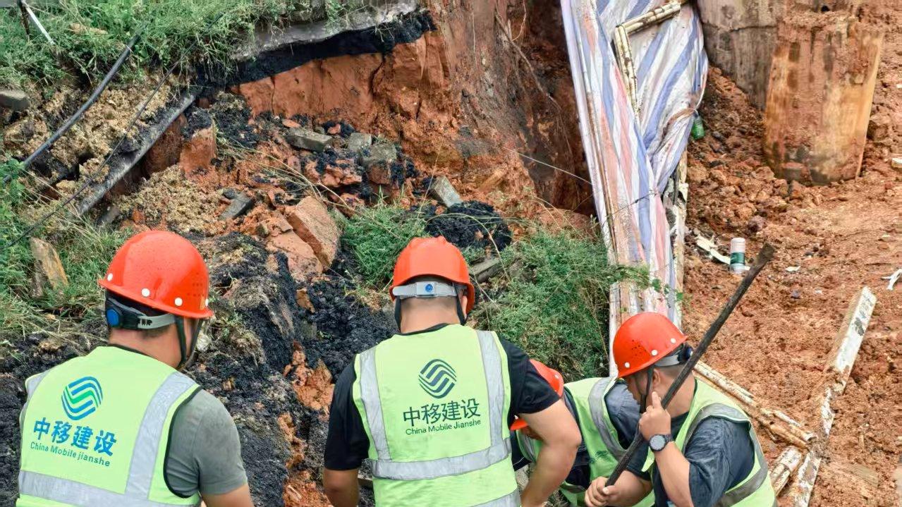 “八桂铁军” 显担当！全程守护通信不 “掉线”