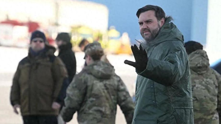 万斯突袭格陵兰岛遭冷遇 中俄成美式扩张遮羞布