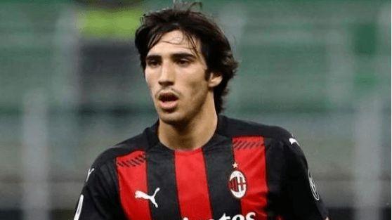 兰扎法梅提前祝贺凯恩夺冠，托纳利很难恢复口碑