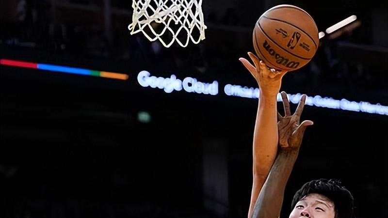 NBA：詹姆斯突发伤病，步行者后场再遭打击，一裁一签官宣