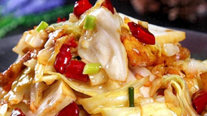 揭开干锅包菜的秘密，让你轻松做出这道四川名菜