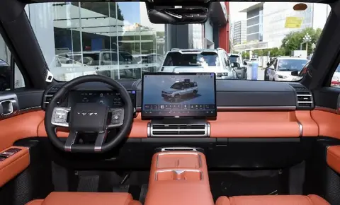 硬核SUV，方程豹钛7为何首月销量破两万？