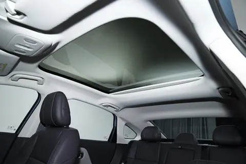 月销破万背后：零跑B01如何用实力改写10万级纯电轿车市场规则？