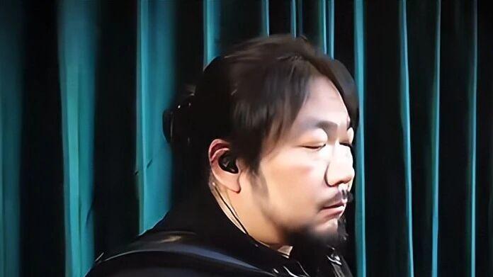 46岁著名手风琴演奏家马泰去世！半个月前曾与网友互动，死因曝光让人惋惜