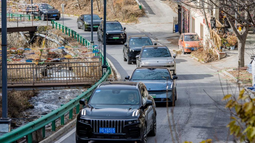 川西试驾领克09：豪华与野性的完美融合，从容征途