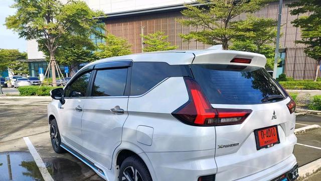 三菱紧凑MPV车型街头现身！或不超10万平替五菱宏光，配1.6升混动