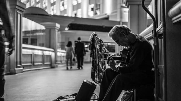 阶层斩杀线：美国虽为世界第一强国，但恐怕并不适合普通人生存！