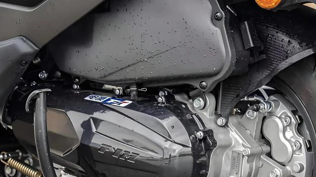 7000多块买踏板车还带防滑！这配置豪爵看了都懵！