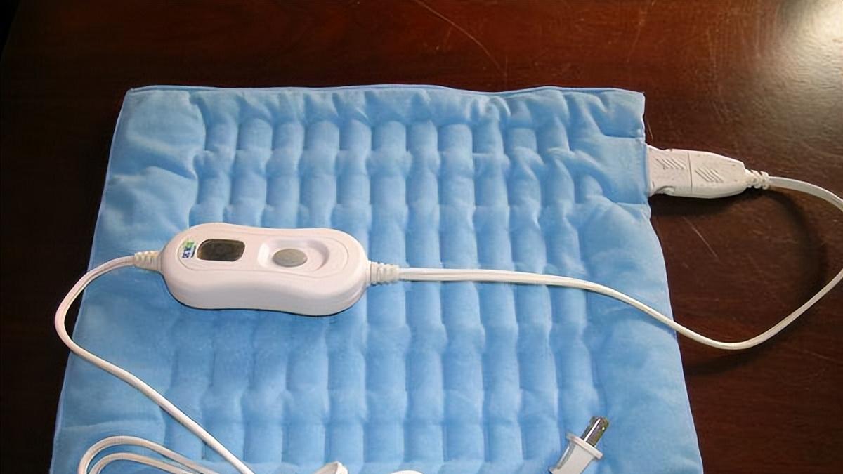 冬天，老人常用电褥子睡觉，真的好吗？你有所不知