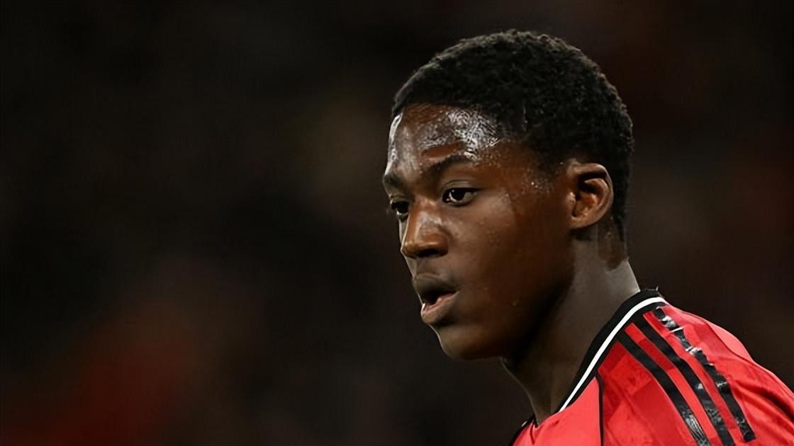 阿莫林划定红线：球员前途须以俱乐部利益为先