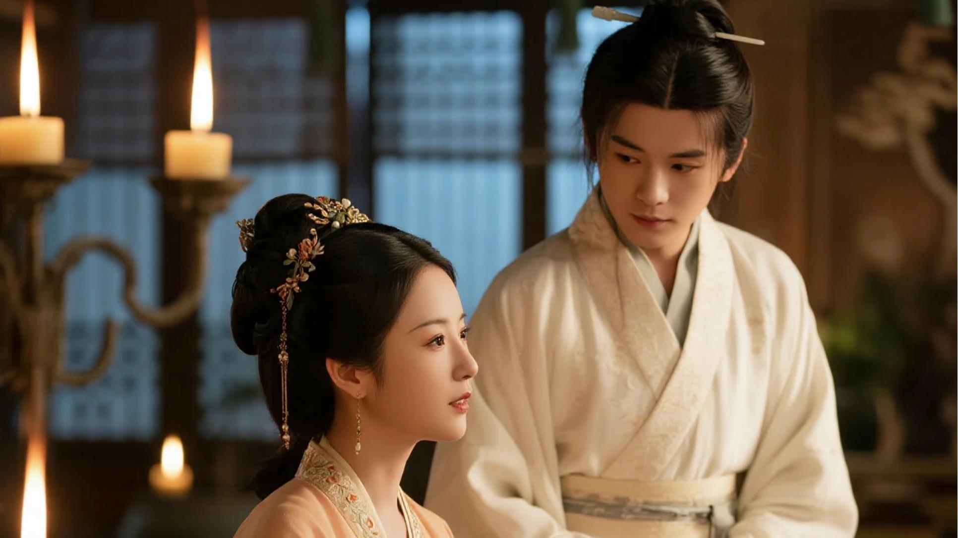 她陪嫁路上被嫡姐换亲，皇子当众拒娶，反把庶妹拉进怀里：本王要娶的从来是你！