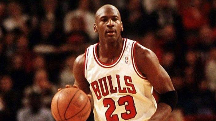 盘点生涯30+5+5场次历史Top10：现役占6人，榜首422场一骑绝尘