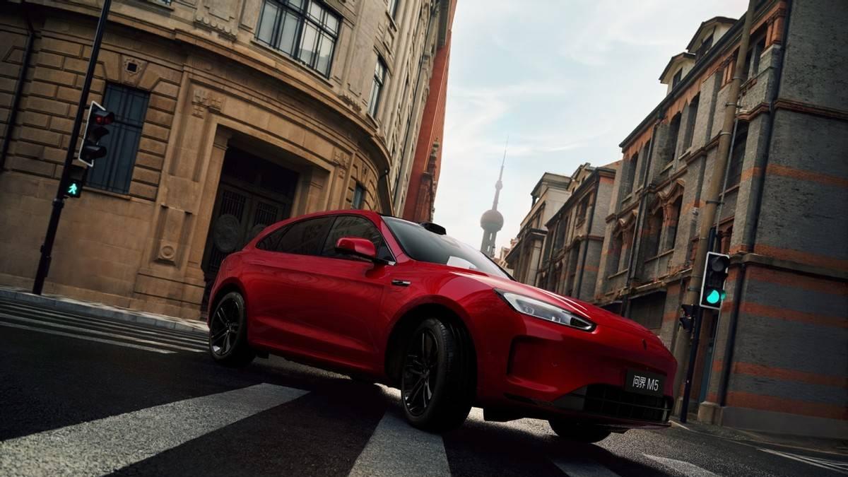 出色产品力赢得市场认可，问界新M5 Ultra购车礼遇至高37000元