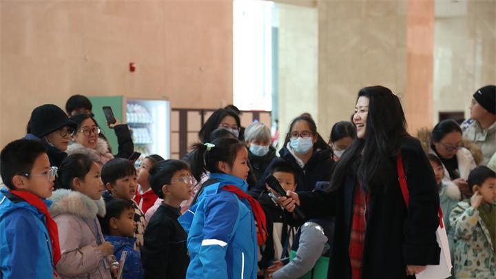 石家庄市桥西区文旅局“红色记忆”活动点亮解放纪念馆