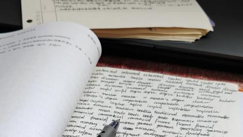 暴躁鸭雅思学员紫涵：从6分停滞不前到7分，我的认知升级之路