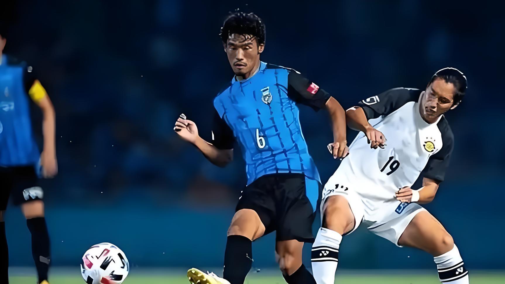 周日003	 日职: 冈山绿雉VS神户胜利船