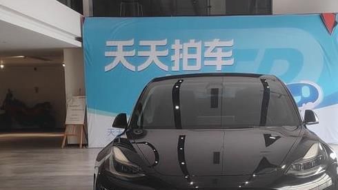12.99万买特斯拉Model 3！电动性能超越油车，性价比如何？