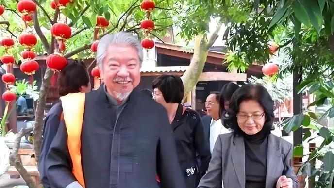 83岁再爆红！“浪子才子”蔡澜潇洒谢幕，61段情史背后竟藏着最深的温柔……