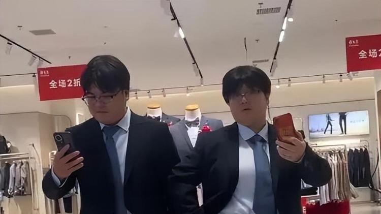 缘分天注定？东莞小夫妻婚后惊变“双胞胎”，网友：建议查查族谱！