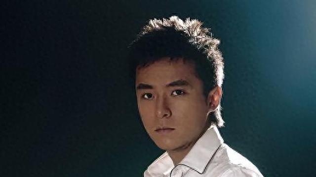 被亲妈棒打鸳鸯，至今无人敢嫁朱雨辰，今46岁搭档张新成终于火了