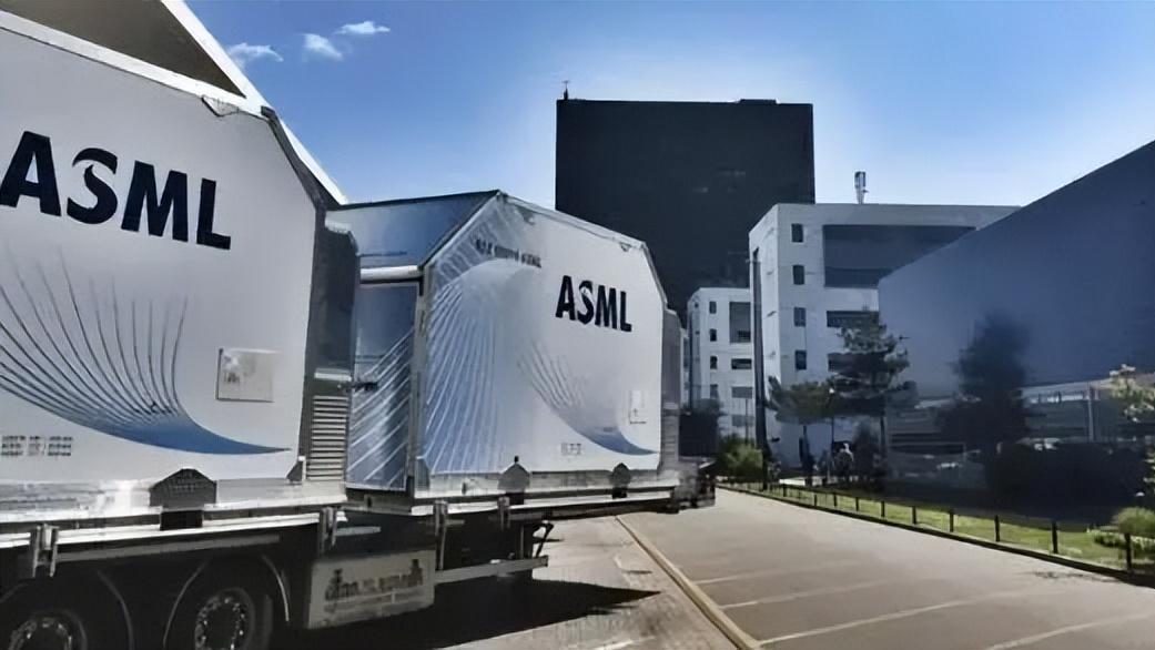 公开图纸也造不出？中国打出比稀土更致命的一张牌，ASML紧急喊停