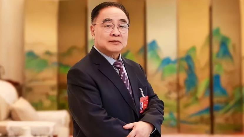 两会仅三天，传来四大喜讯，群众拍手称赞：这才是真正的人民代表