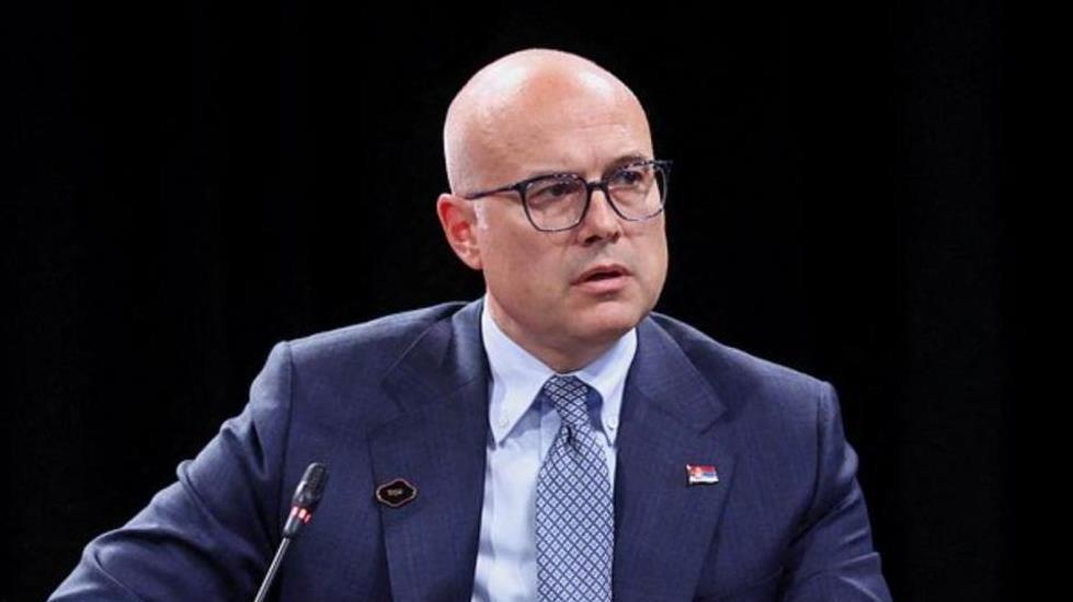 欧洲双雄政局震荡：老友遇挫背后谁在操盘